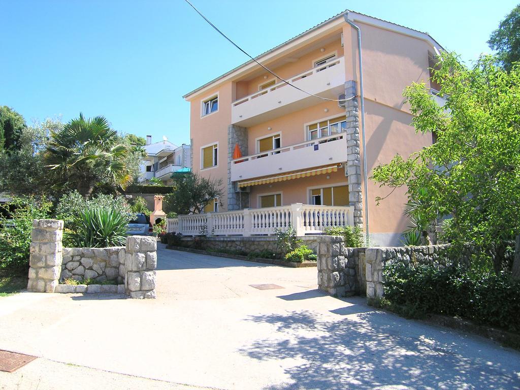 Apartment Julija Krk Town Eksteriør billede